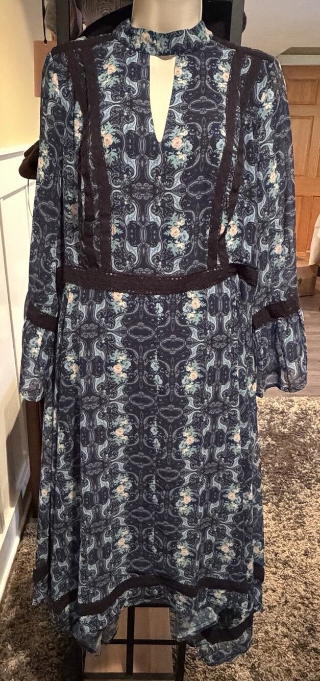 ModCloth Floral A-Line Long Dress V-Neck Lace Lined 3/4 Sleeve Size 1X